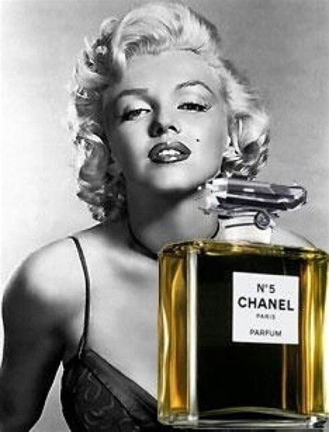 chanel marilyn monroe|marilyn monroe chanel number 5.